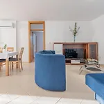 Sidro Apartment